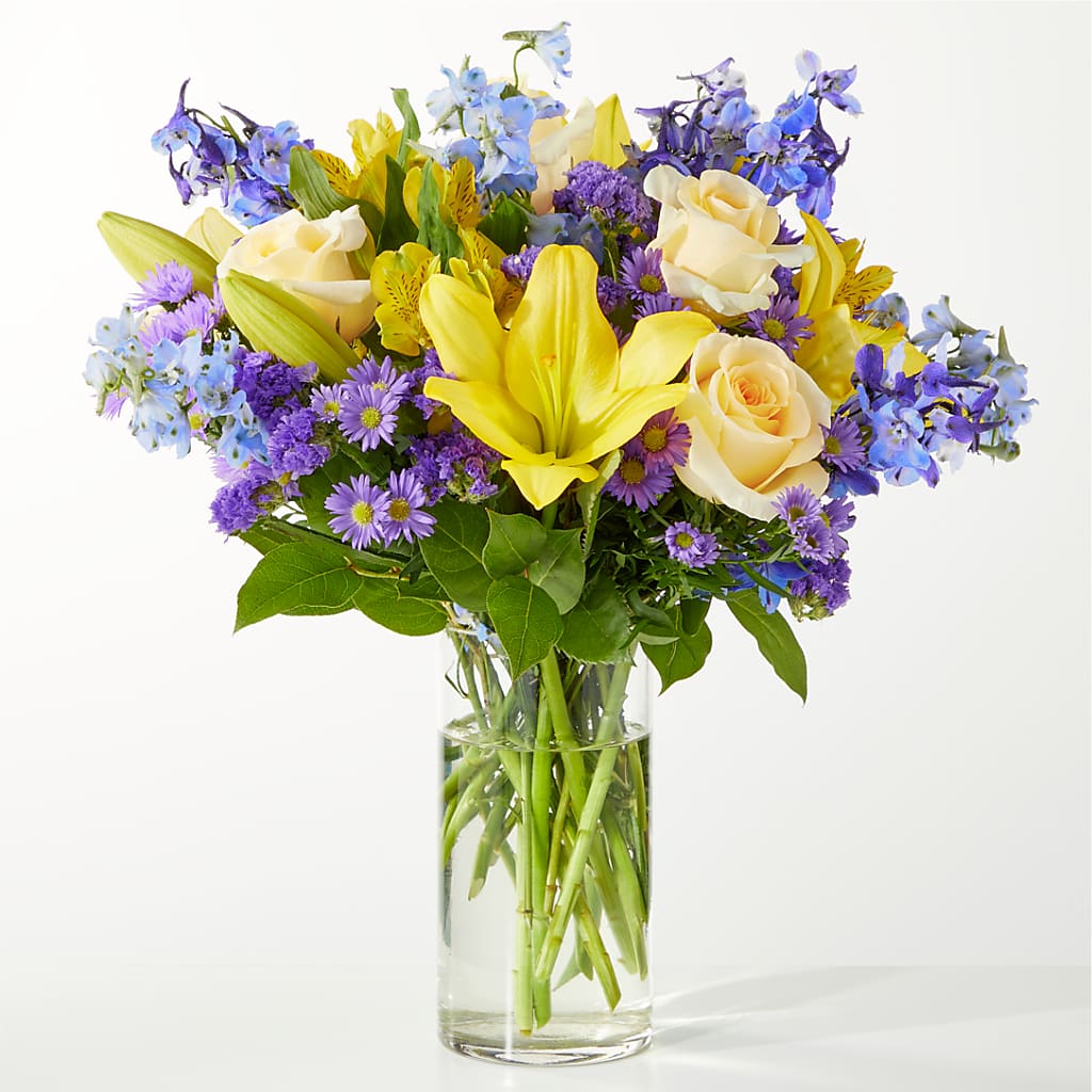 Limoncello Bouquet – Charlynda Fleuriste, Sherbrooke PQ