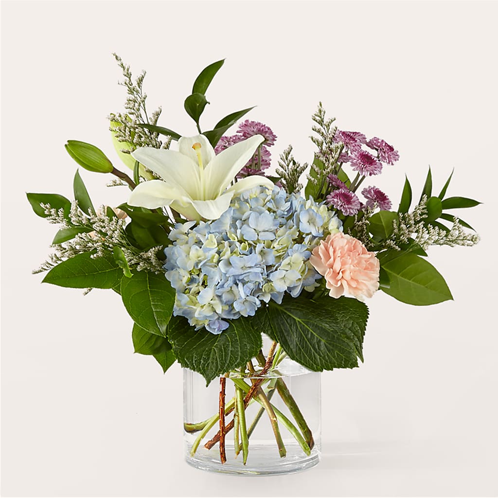 Slow Mornings Bouquet – Charlynda Fleuriste, Sherbrooke PQ