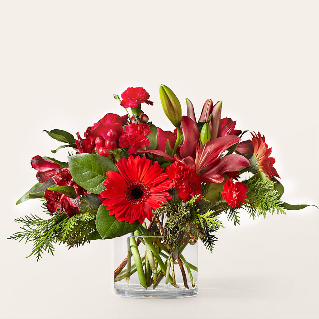 Friendsmas Bouquet – Charlynda Fleuriste, Sherbrooke PQ