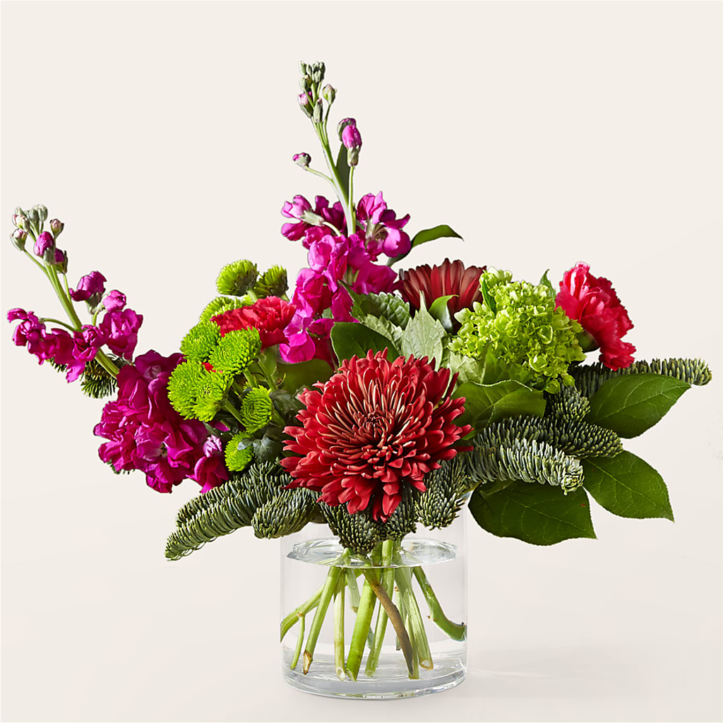 All the Tinsel Bouquet – Charlynda Fleuriste, Sherbrooke PQ