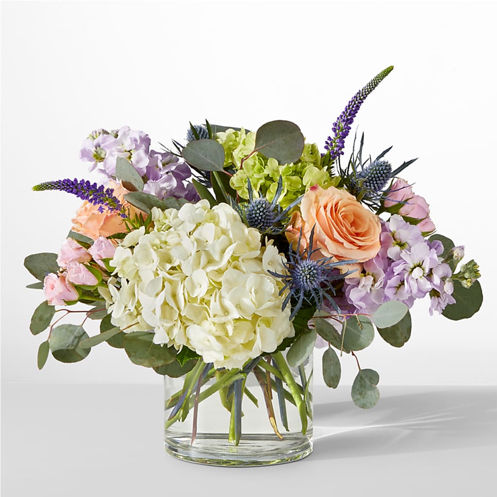 Porch Swing Bouquet – Charlynda Fleuriste, Sherbrooke PQ