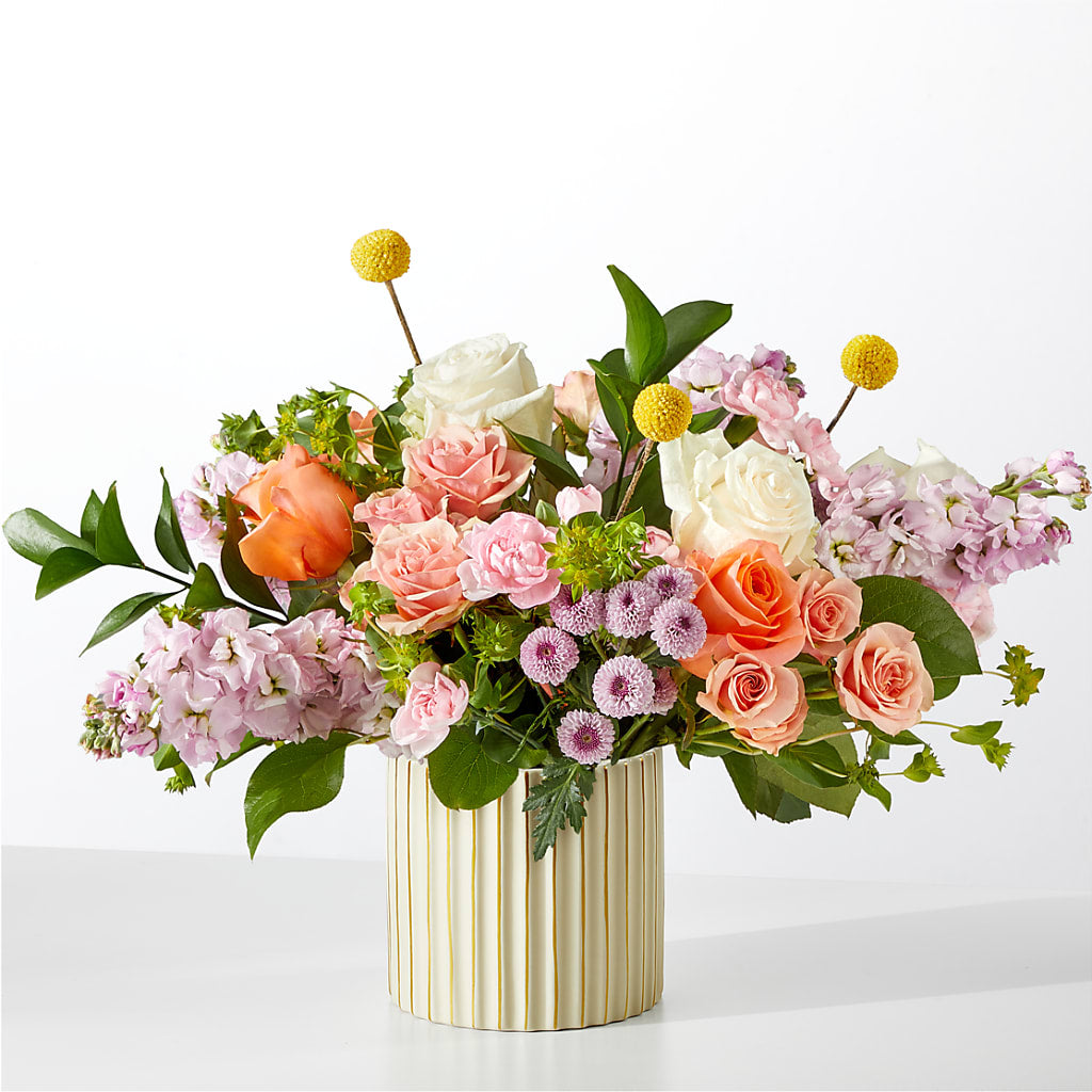French Market Bouquet with Ivory Vase – Charlynda Fleuriste, Sherbrooke PQ