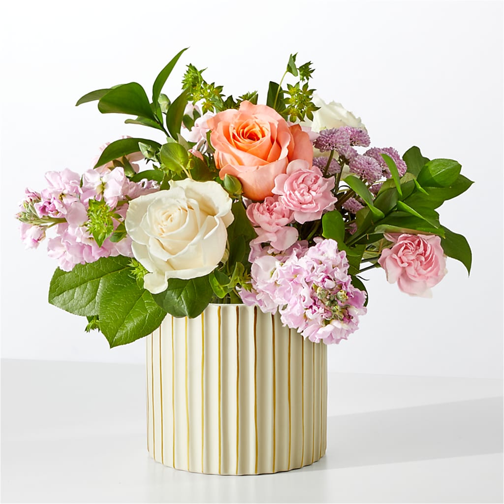 French Market Bouquet with Ivory Vase – Charlynda Fleuriste, Sherbrooke PQ