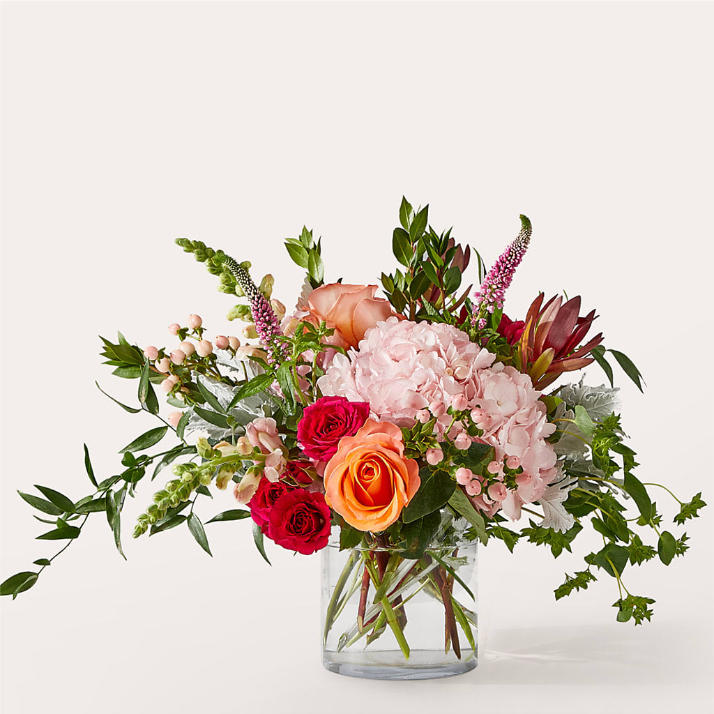 Glitz & Glam Bouquet – Charlynda Fleuriste, Sherbrooke PQ