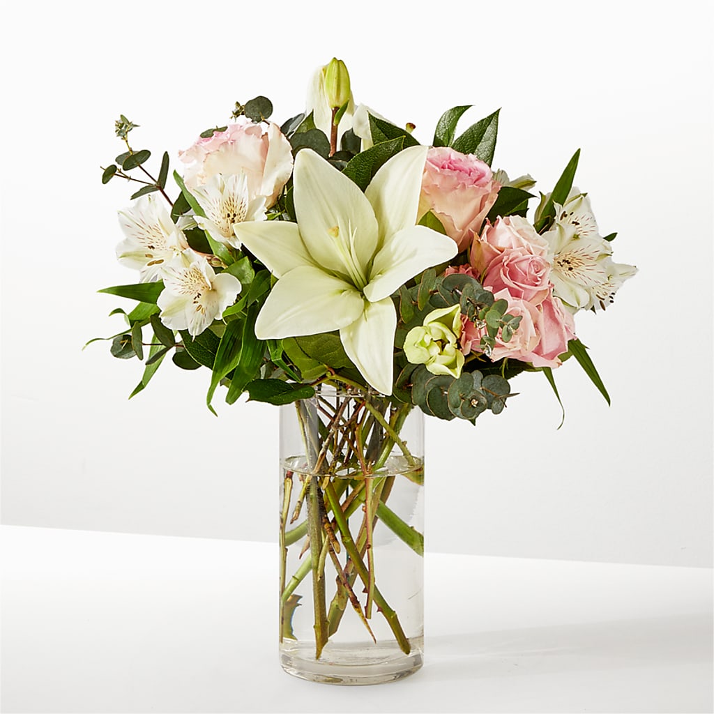 Ballet Slippers Bouquet – Charlynda Fleuriste, Sherbrooke PQ