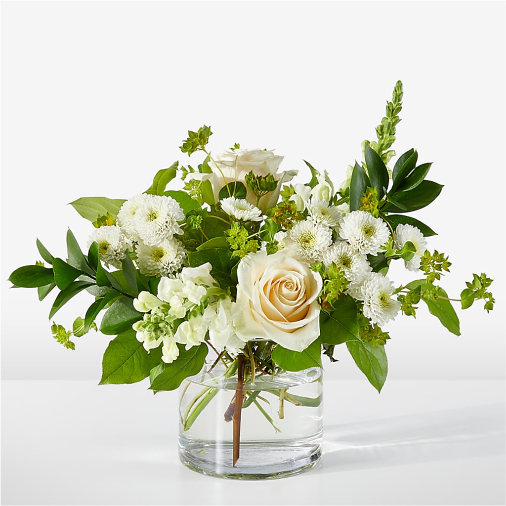 Hint of Vanilla Bouquet – Charlynda Fleuriste, Sherbrooke PQ