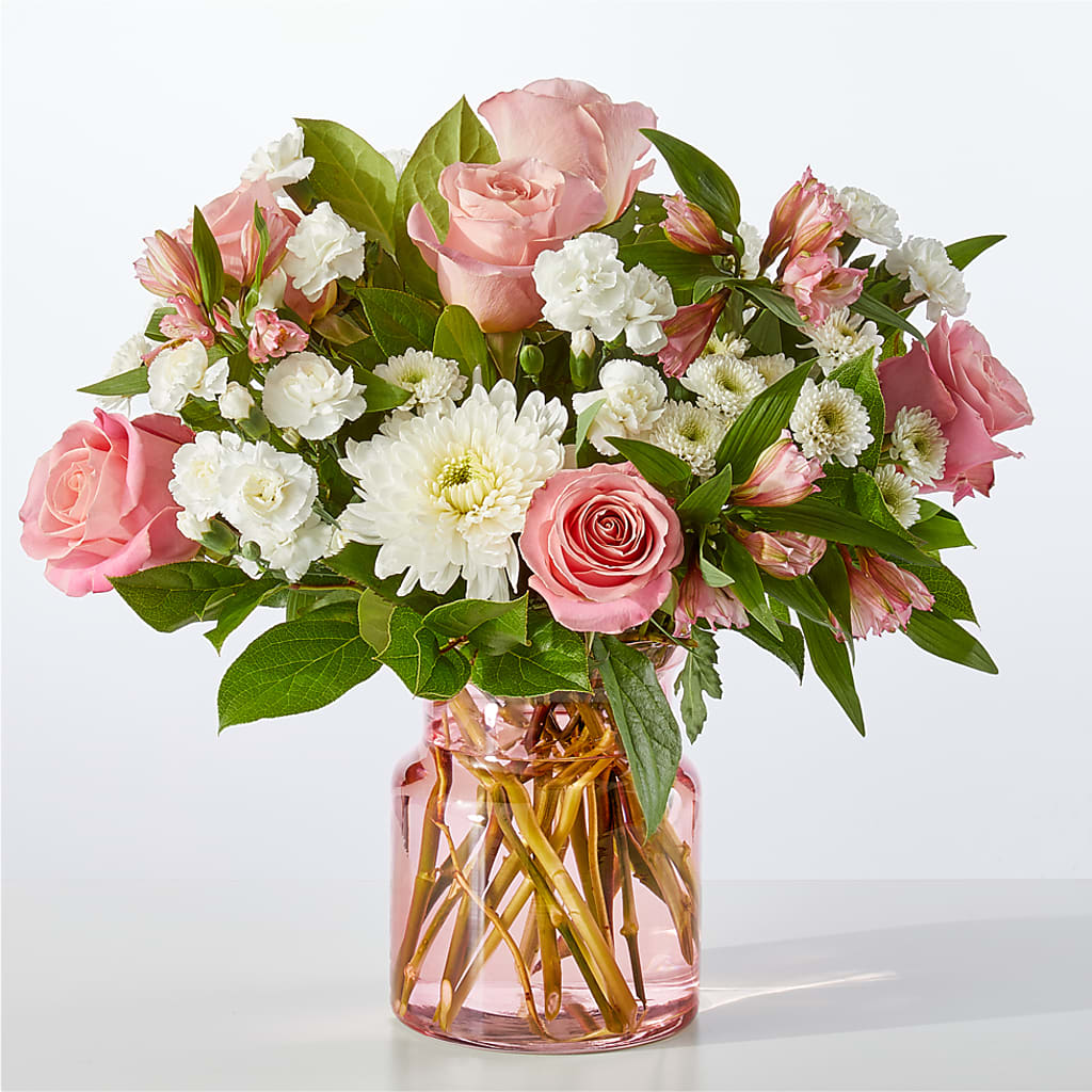 Infatuated Bouquet – Charlynda Fleuriste, Sherbrooke PQ
