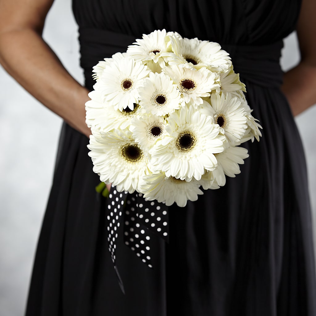 Daisy Delight Bouquet – Charlynda Fleuriste, Sherbrooke PQ