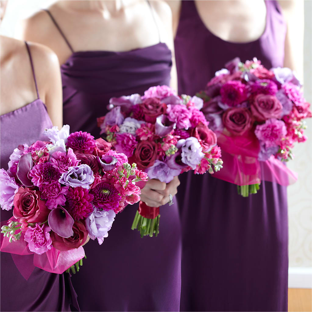 Bridesmaid's Garden Bouquet – Charlynda Fleuriste, Sherbrooke PQ