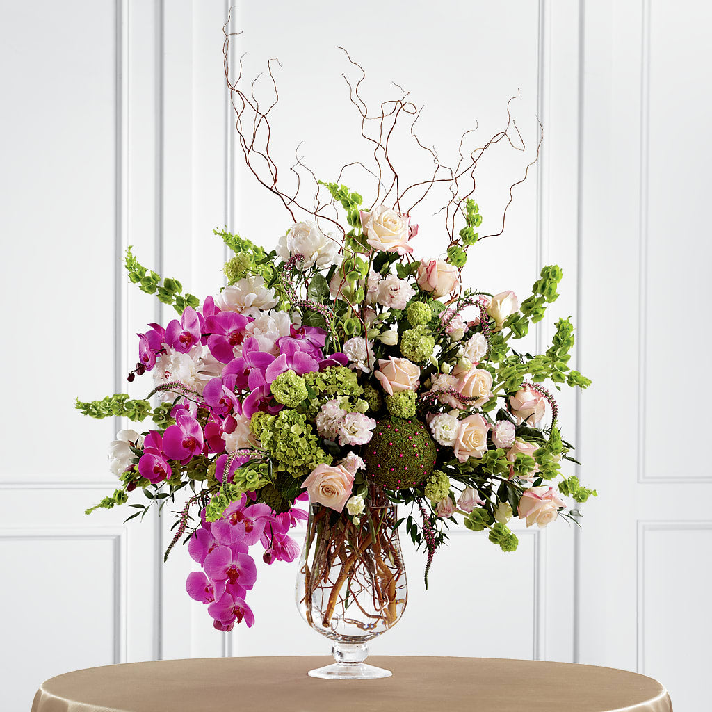 Soft Sophistication Arrangement – Charlynda Fleuriste, Sherbrooke PQ