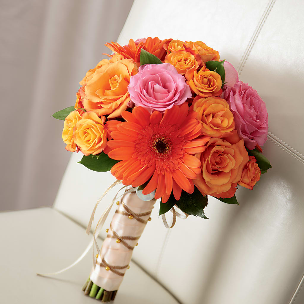 Lifetime of Love Bouquet – Charlynda Fleuriste, Sherbrooke PQ