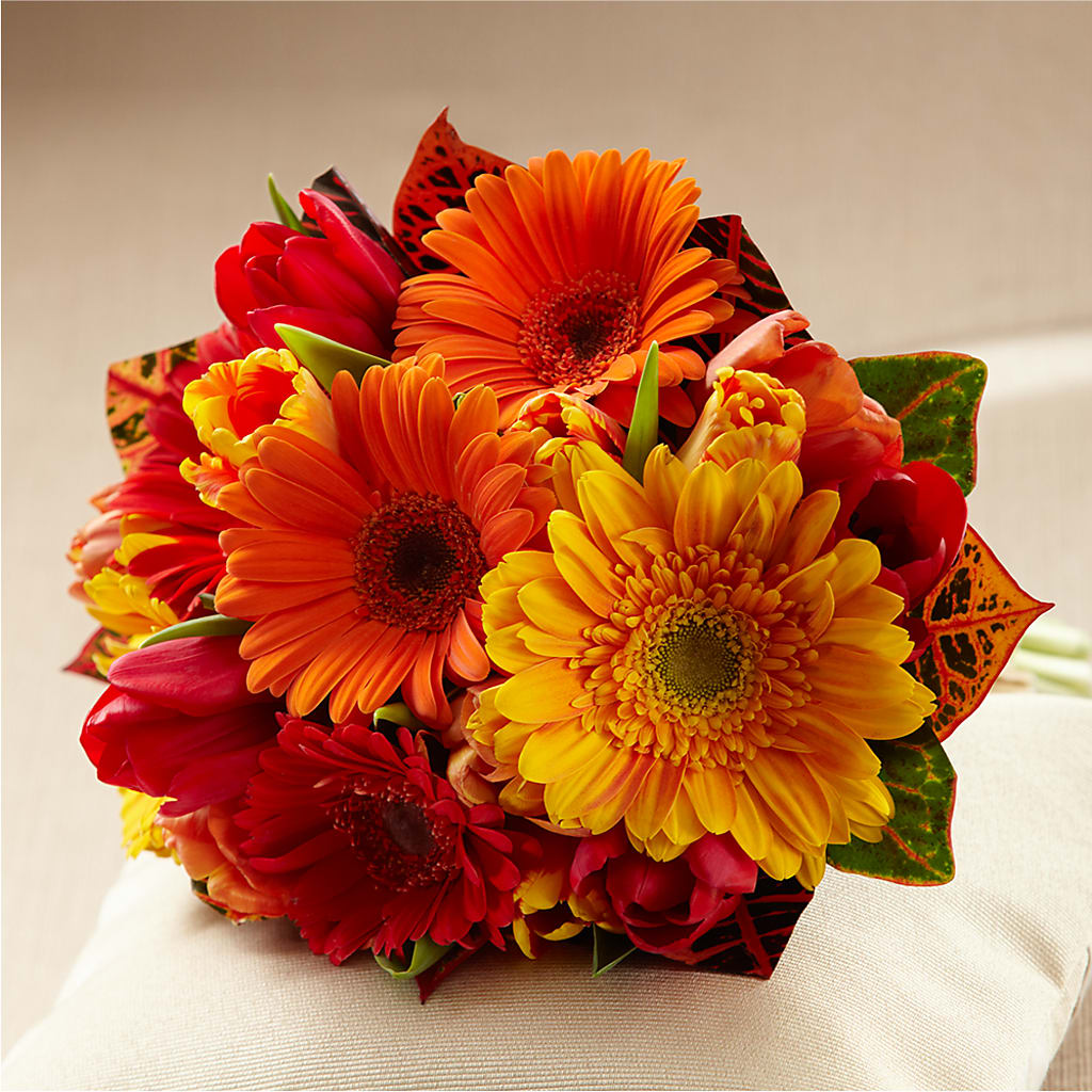 Sunglow Bouquet – Charlynda Fleuriste, Sherbrooke PQ