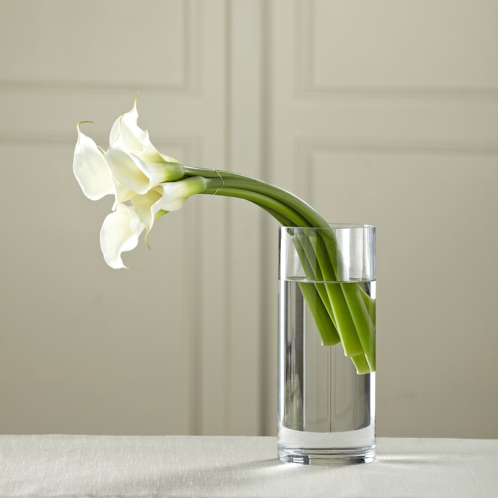 White Calla Bouquet – Charlynda Fleuriste, Sherbrooke PQ