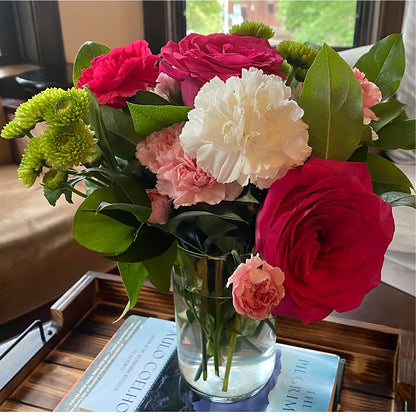 Sweet & Pretty Bouquet –  Charlynda Fleuriste, Sherbrooke PQ