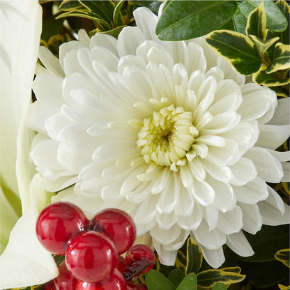 Festive Moments Tree –  Charlynda Fleuriste, Sherbrooke PQ