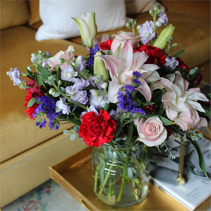 Romantique Bouquet –  Charlynda Fleuriste, Sherbrooke PQ