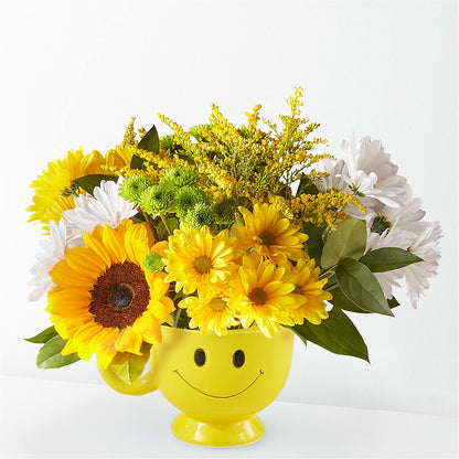 Joyful Smiles Bouquet –  Charlynda Fleuriste, Sherbrooke PQ