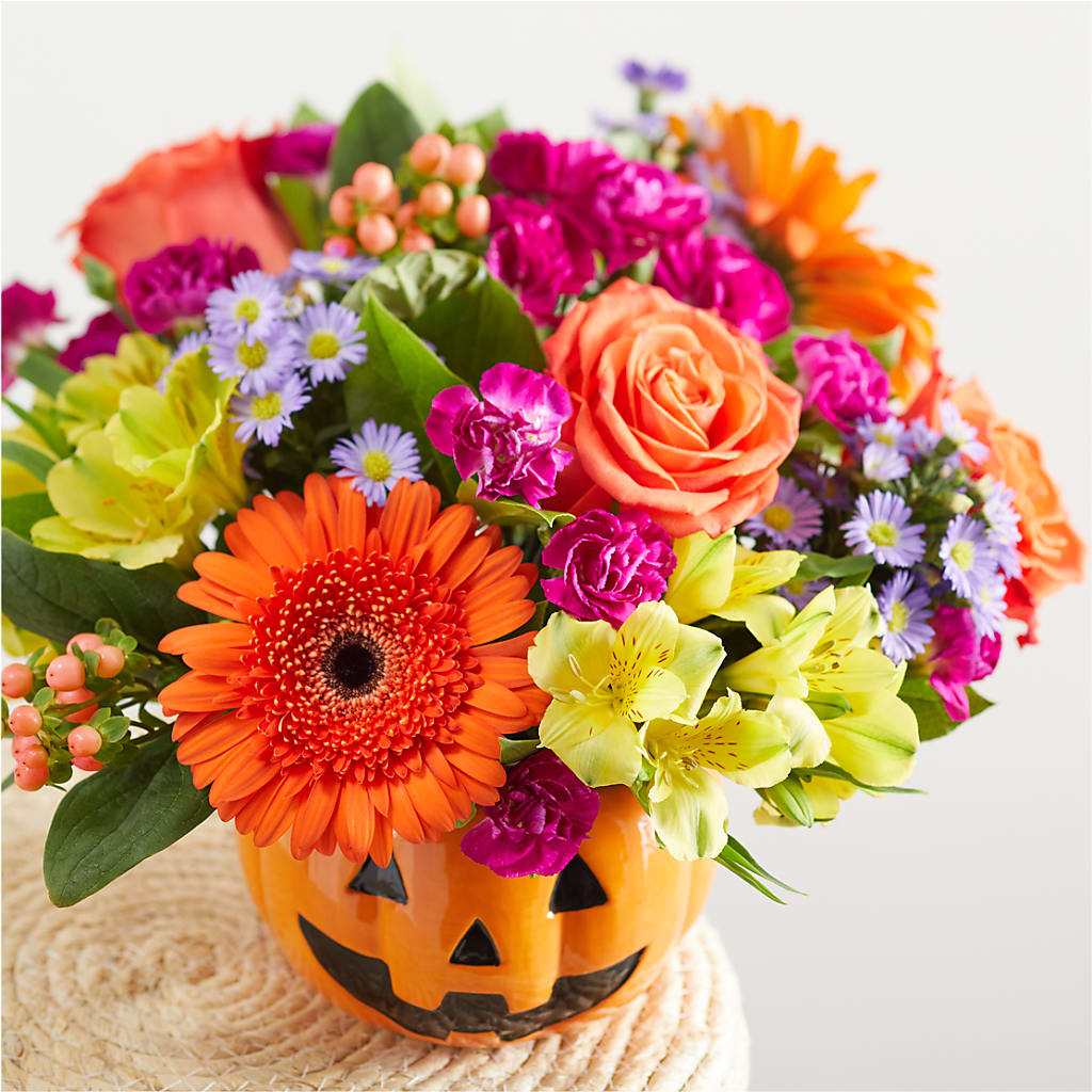 Tricks & Treats Pumpkin –  Charlynda Fleuriste, Sherbrooke PQ