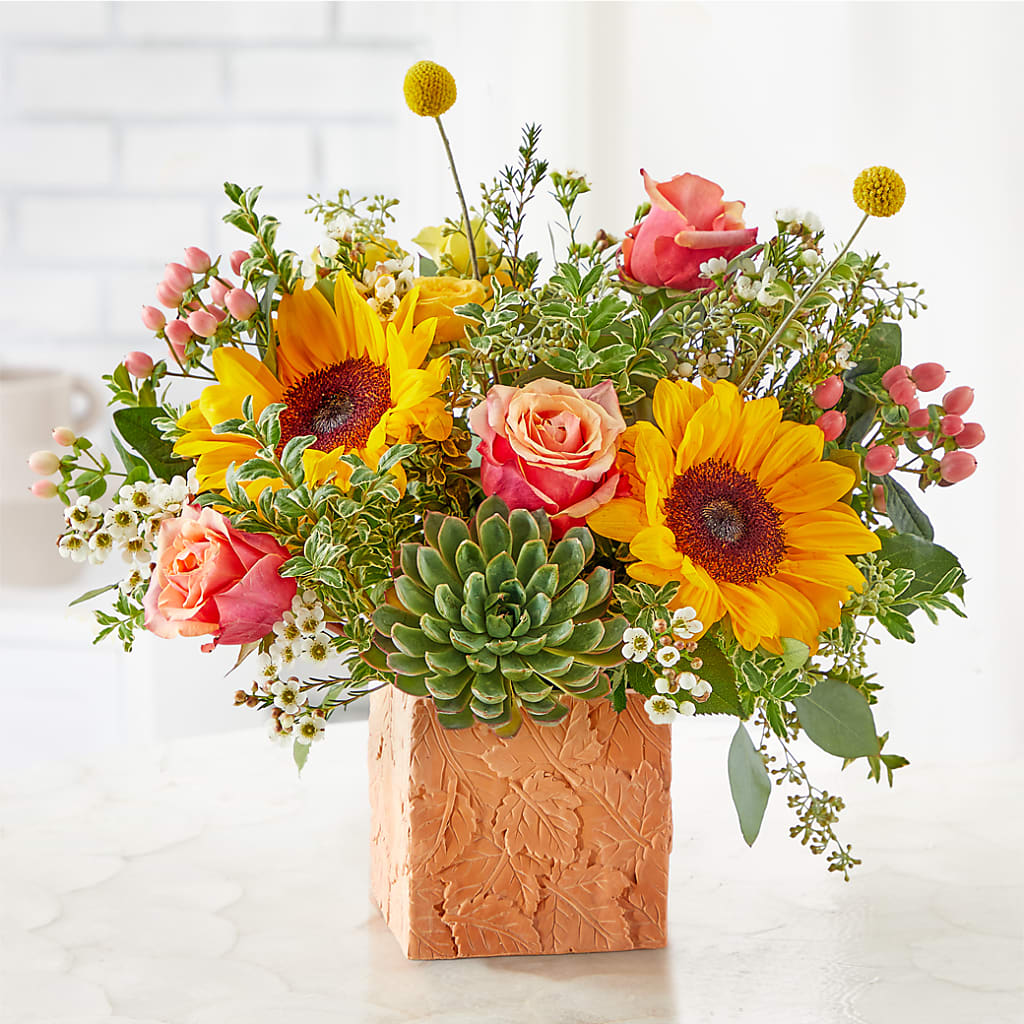 Sunflower Season Bouquet –  Charlynda Fleuriste, Sherbrooke PQ