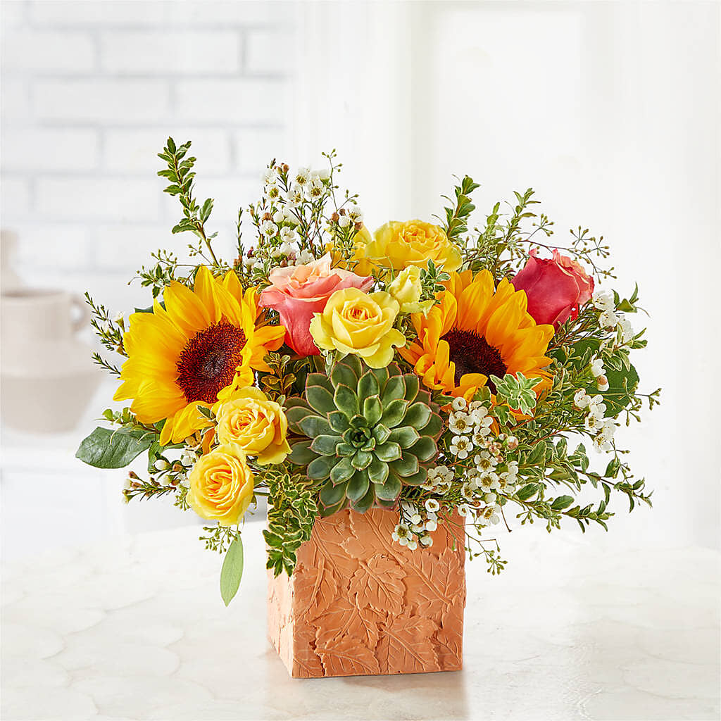 Sunflower Season Bouquet –  Charlynda Fleuriste, Sherbrooke PQ