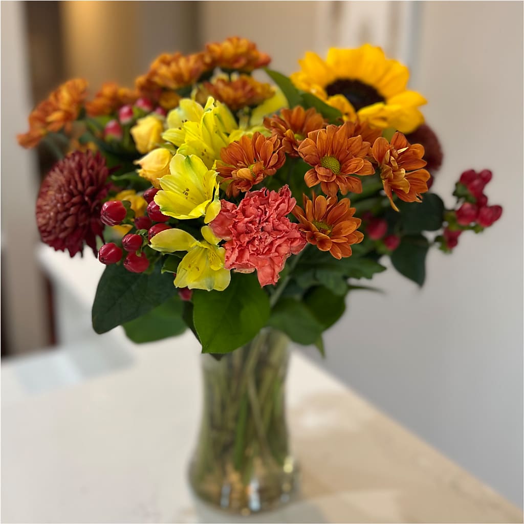 Fall Delight – A Florist Original –  Charlynda Fleuriste, Sherbrooke PQ