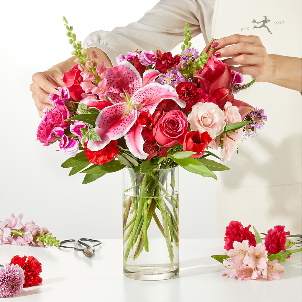 Together Forever - A Florist Original –  Charlynda Fleuriste, Sherbrooke PQ