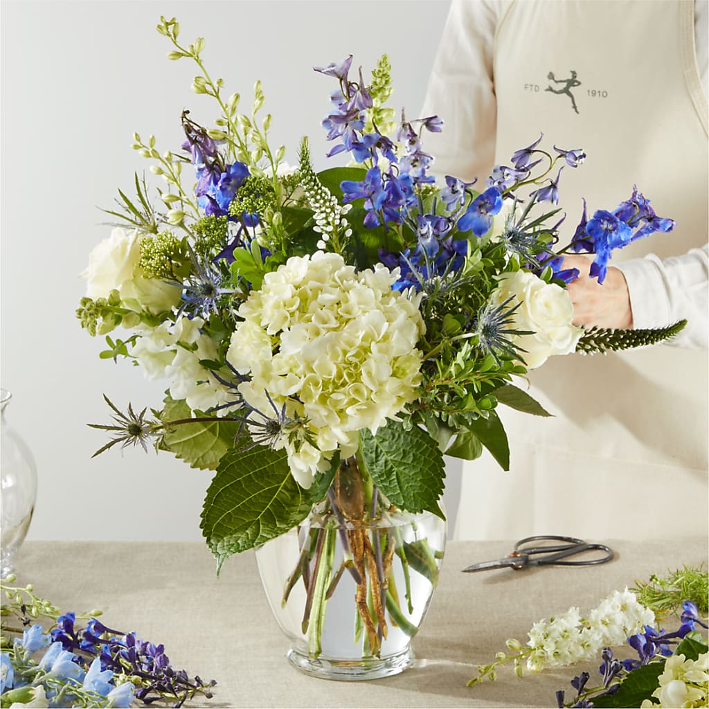 Festival of Lights – A Florist Original –  Charlynda Fleuriste, Sherbrooke PQ