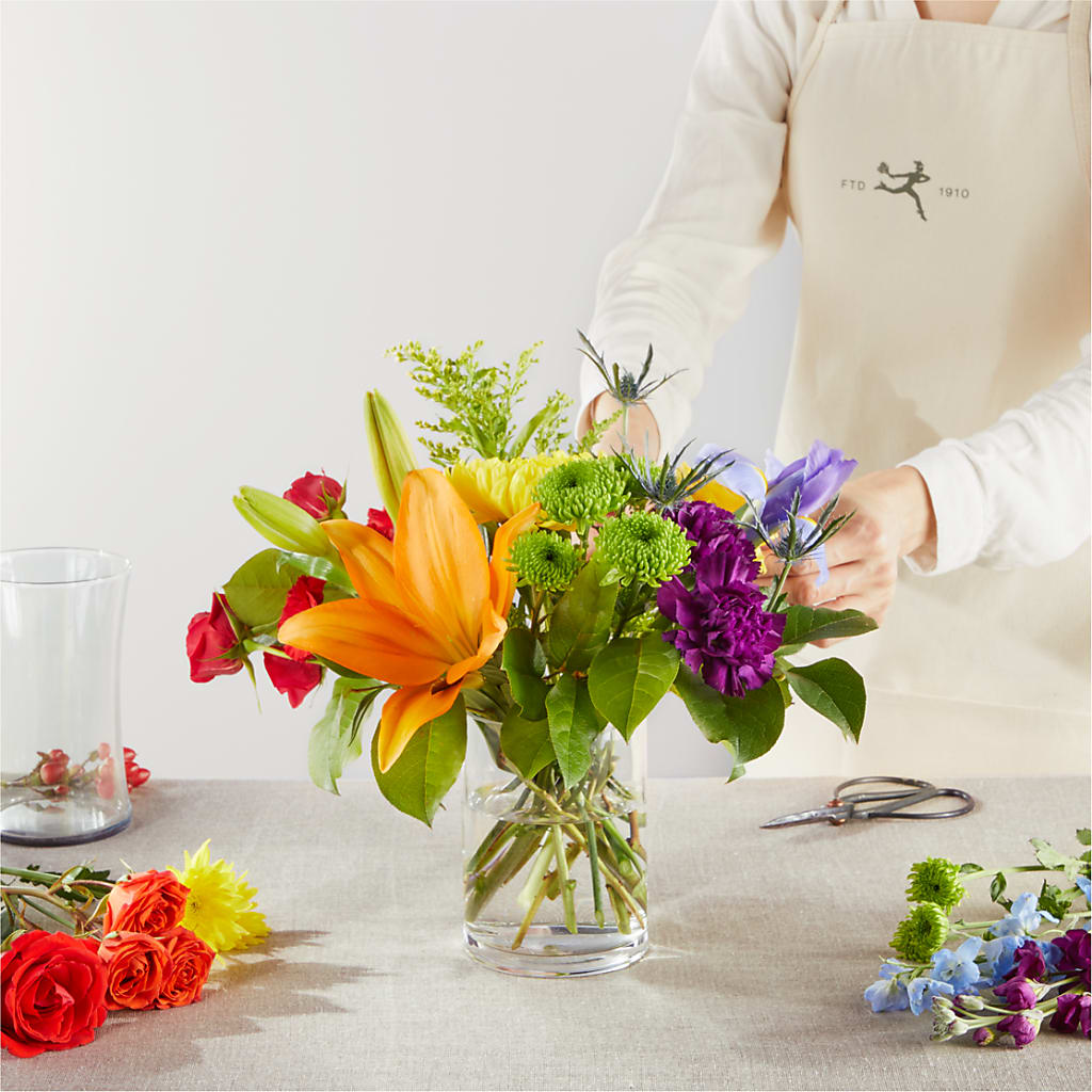 Summer Spectra - A Florist Original –  Charlynda Fleuriste, Sherbrooke PQ