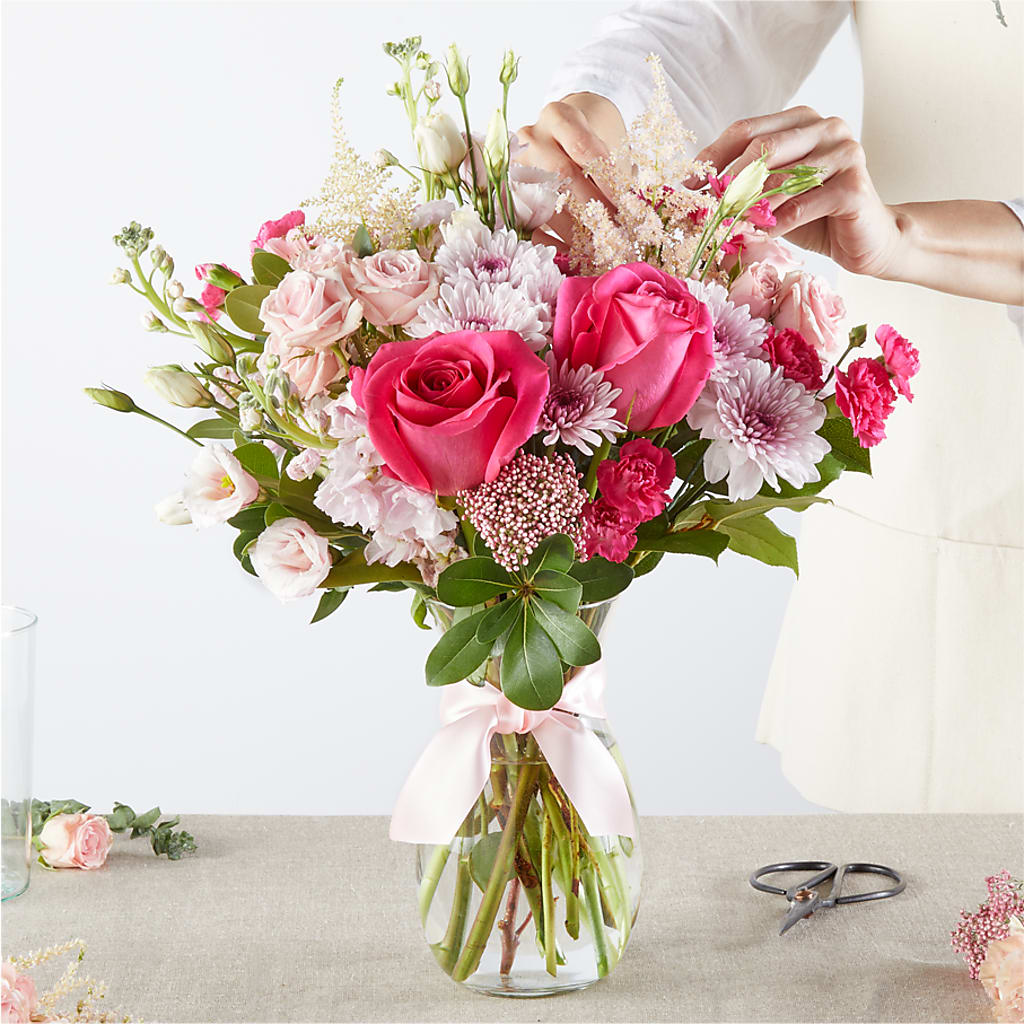 Pink Ribbon - A Florist Original –  Charlynda Fleuriste, Sherbrooke PQ