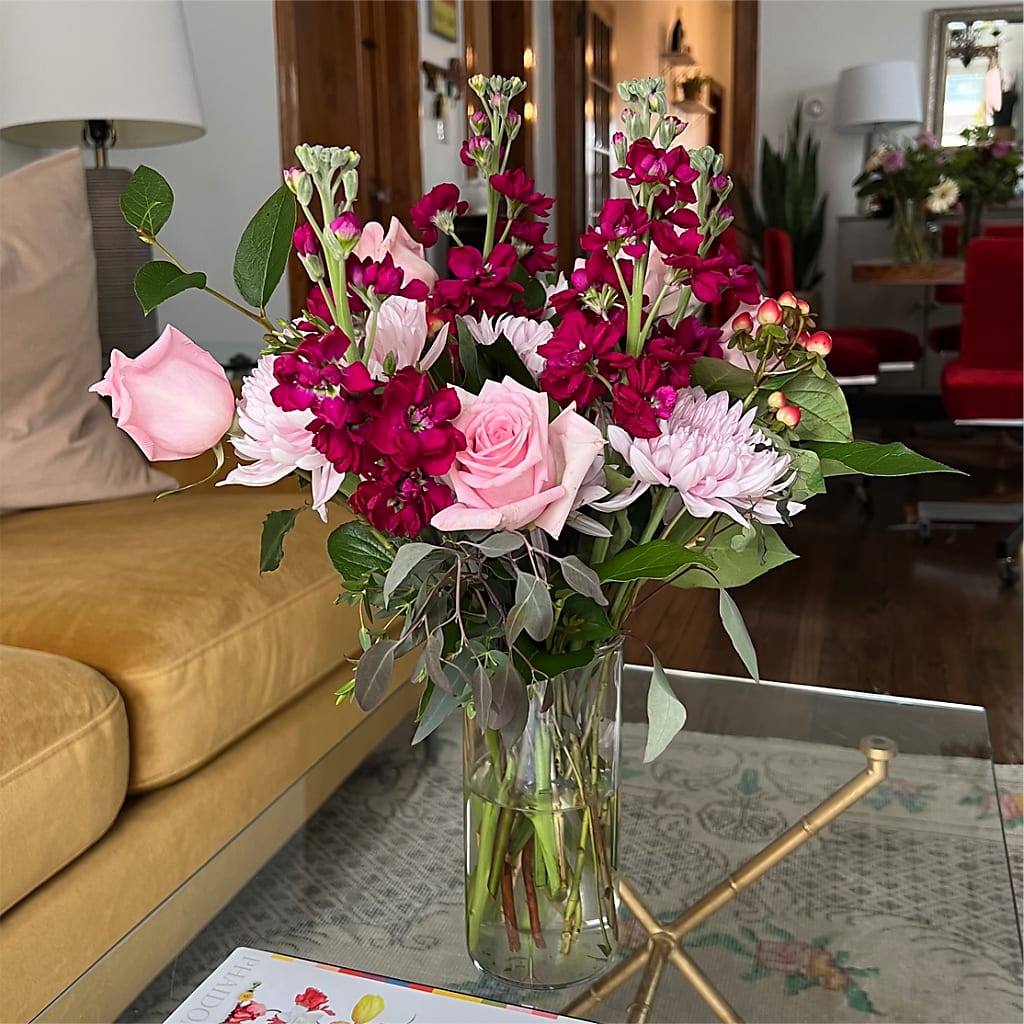 Sunday Morning Bouquet –  Charlynda Fleuriste, Sherbrooke PQ