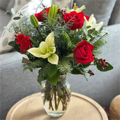 Glittering Lights Bouquet –  Charlynda Fleuriste, Sherbrooke PQ