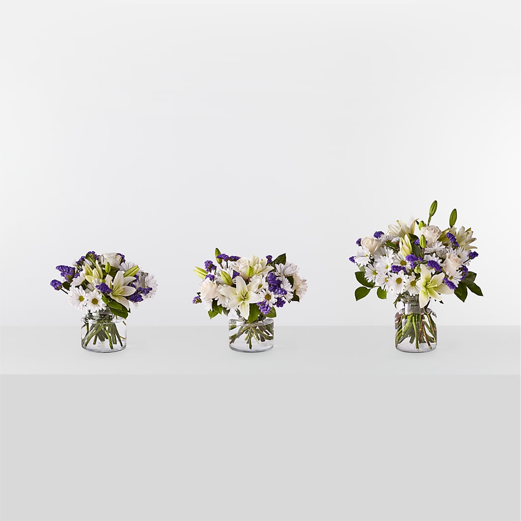 Beyond Blue Bouquet –  Charlynda Fleuriste, Sherbrooke PQ