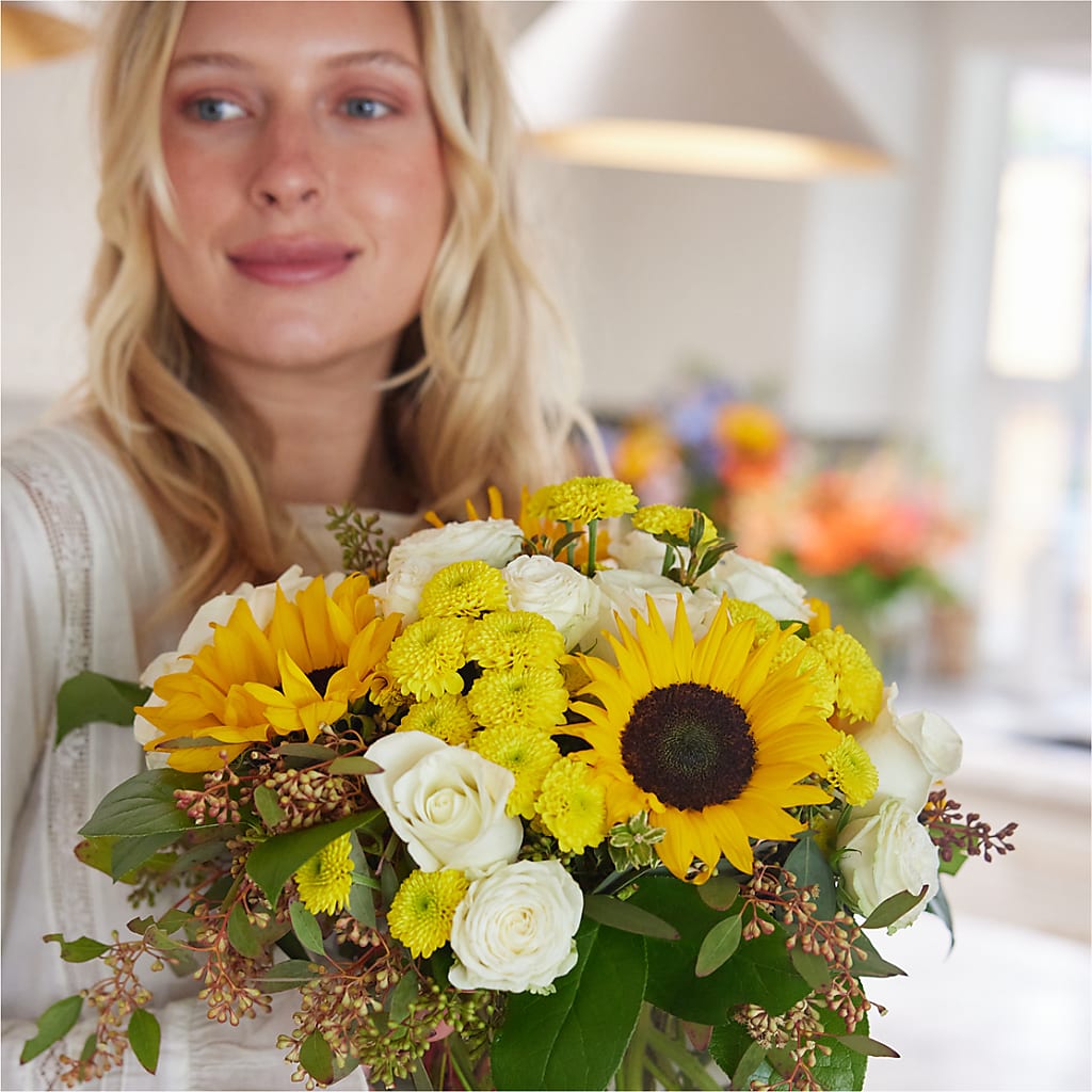 Luminous Morning Bouquet –  Charlynda Fleuriste, Sherbrooke PQ