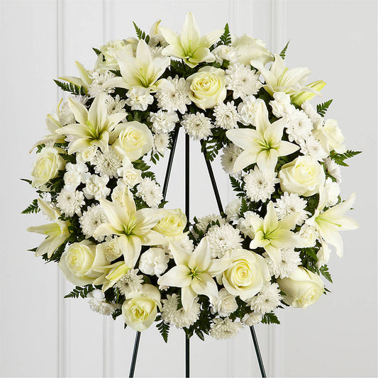 Treasured Tribute Wreath –  Charlynda Fleuriste, Sherbrooke PQ