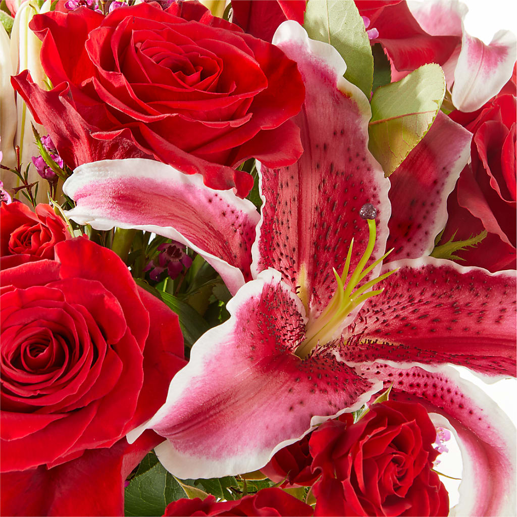 Match Made in Heaven Bouquet –  Charlynda Fleuriste, Sherbrooke PQ