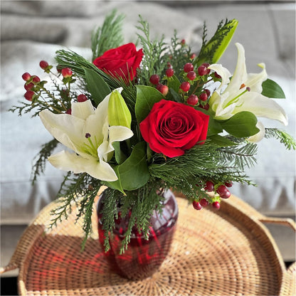 Evergreen Delight Bouquet –  Charlynda Fleuriste, Sherbrooke PQ
