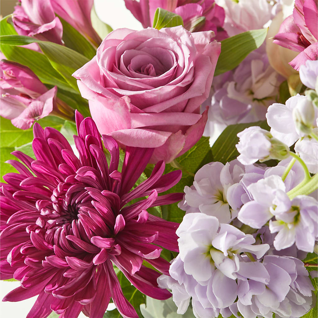 Amethyst Dreams Bouquet –  Charlynda Fleuriste, Sherbrooke PQ