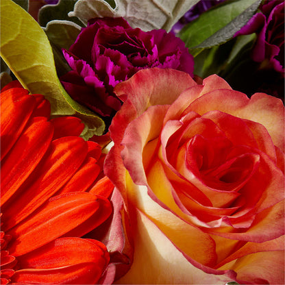 Sangria Bouquet –  Charlynda Fleuriste, Sherbrooke PQ