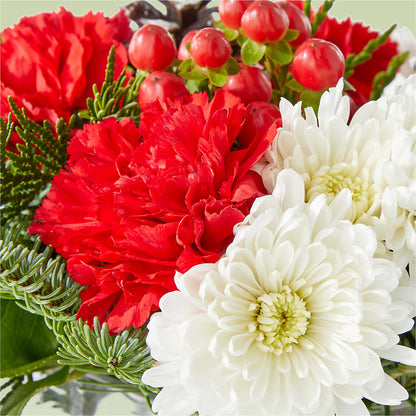 Snow Angel Bouquet –  Charlynda Fleuriste, Sherbrooke PQ