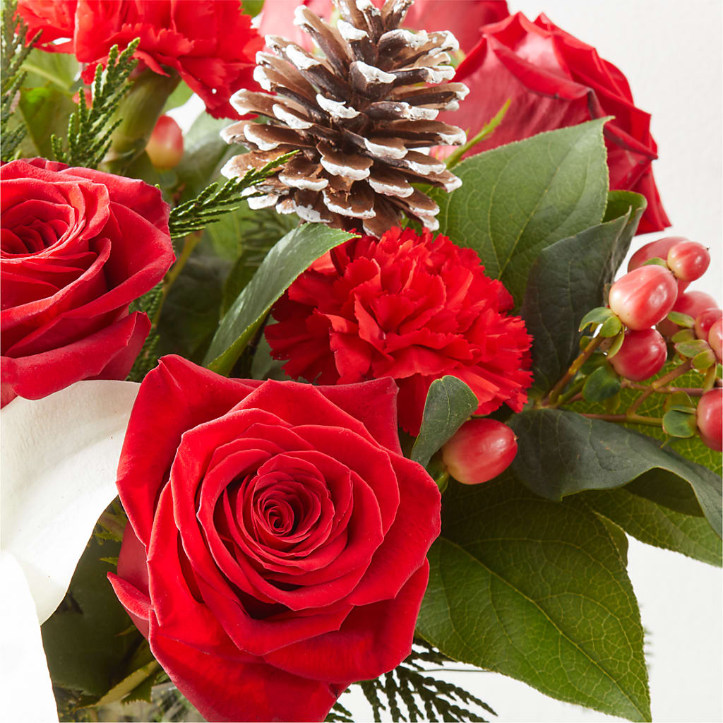 Oh So Jolly Bouquet –  Charlynda Fleuriste, Sherbrooke PQ
