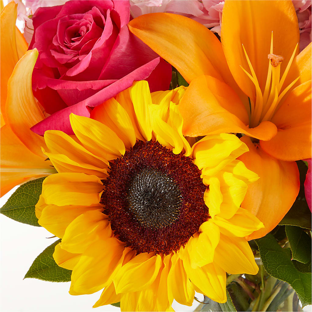 In Full Swing Bouquet –  Charlynda Fleuriste, Sherbrooke PQ