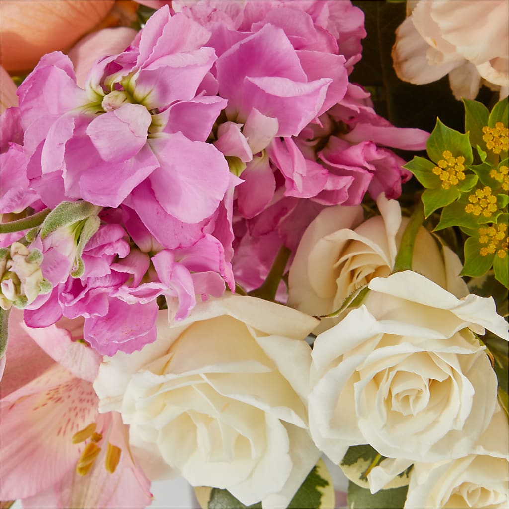 Paradise Bouquet –  Charlynda Fleuriste, Sherbrooke PQ