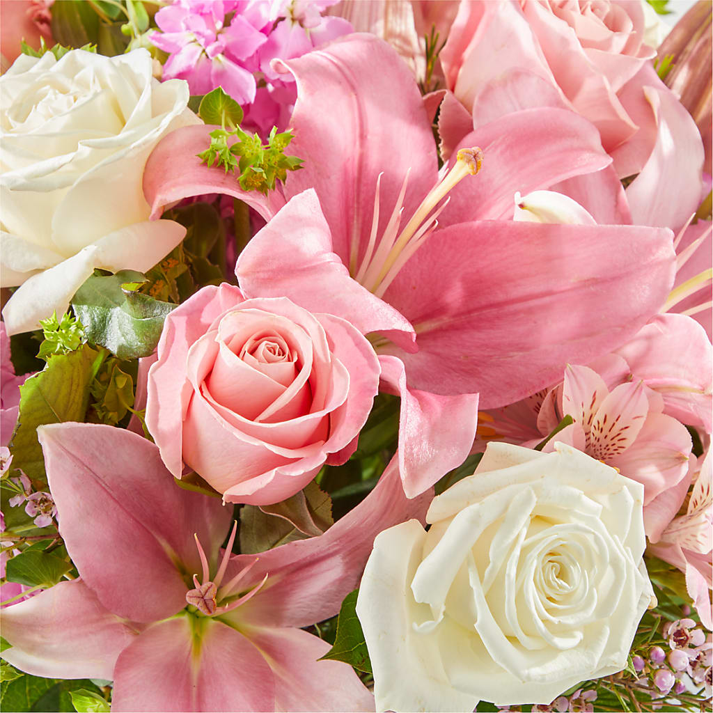 Ethereal Beauty Bouquet –  Charlynda Fleuriste, Sherbrooke PQ