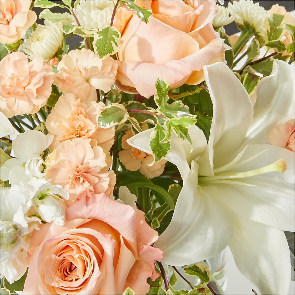 Darling Bouquet –  Charlynda Fleuriste, Sherbrooke PQ