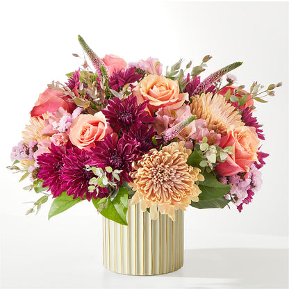 Berry Cobbler Bouquet with Ivory Vase –  Charlynda Fleuriste, Sherbrooke PQ