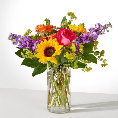 Vibrant Greetings Bouquet –  Charlynda Fleuriste, Sherbrooke PQ