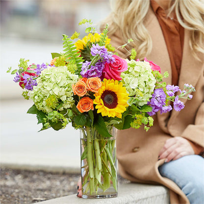 Vibrant Greetings Bouquet –  Charlynda Fleuriste, Sherbrooke PQ