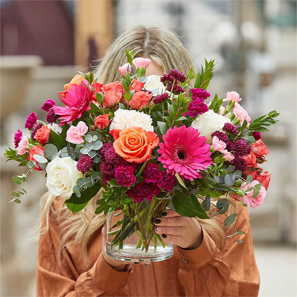 Smell the Roses Bouquet –  Charlynda Fleuriste, Sherbrooke PQ