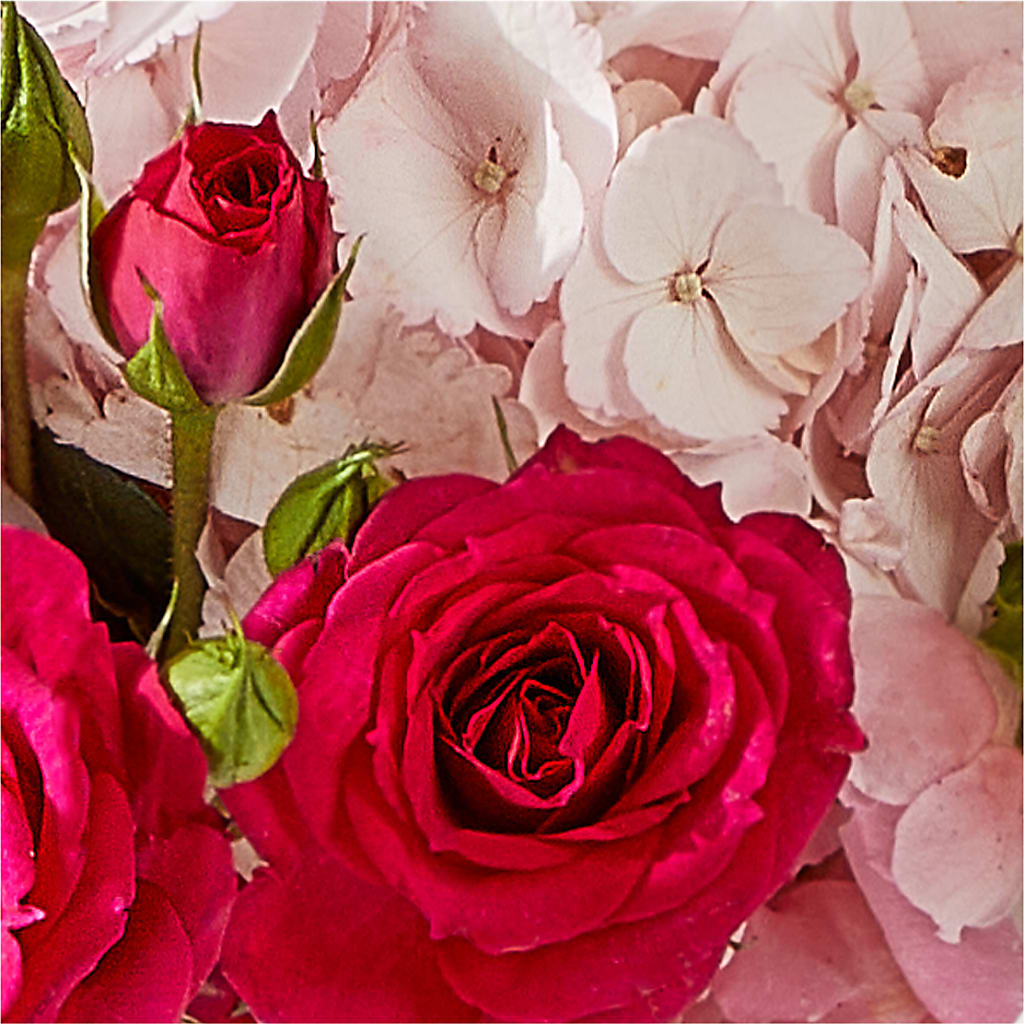 Glitz & Glam Bouquet –  Charlynda Fleuriste, Sherbrooke PQ