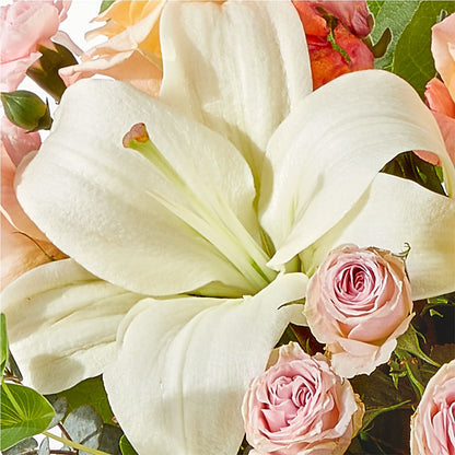 Grapefruit Splash Bouquet –  Charlynda Fleuriste, Sherbrooke PQ